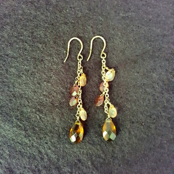 Jewelry - Brown earrings